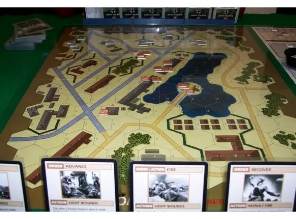 Combat Commander Europe Brettspill