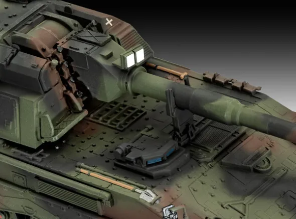 Panzerhaubitze 2000