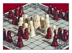 Vikingspillet Hnefatafl Brettspill